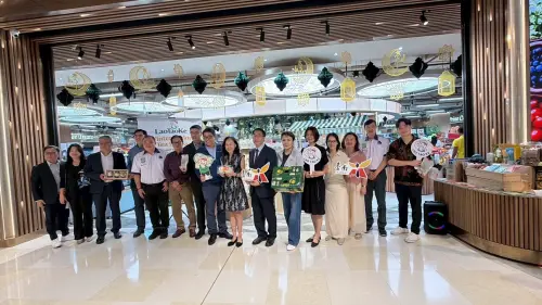 黃偉哲力推台南芭樂、鳳梨、冬瓜茶　聯手進軍大馬搶市