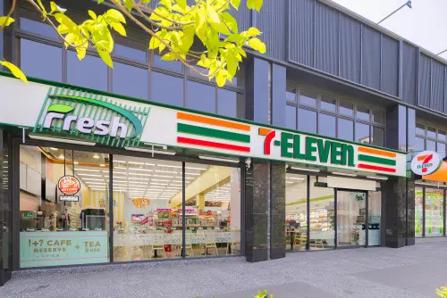 桃園超狂7-11「裡面有大創」！今試營運：蔬菜買1送1、抽Switch2