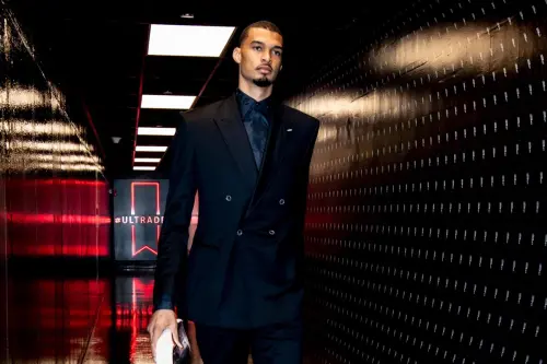 評論／文班亞馬變身「送葬者」　小氣的老闆讓拓荒者輸在了起跑點