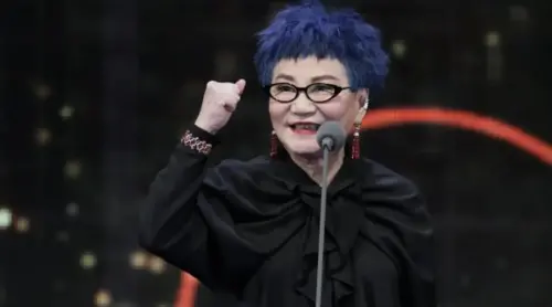 ▲張小燕淡出演藝圈多年後，過著平靜生活，時常與友人聚會。（圖／陳鴻臉書）