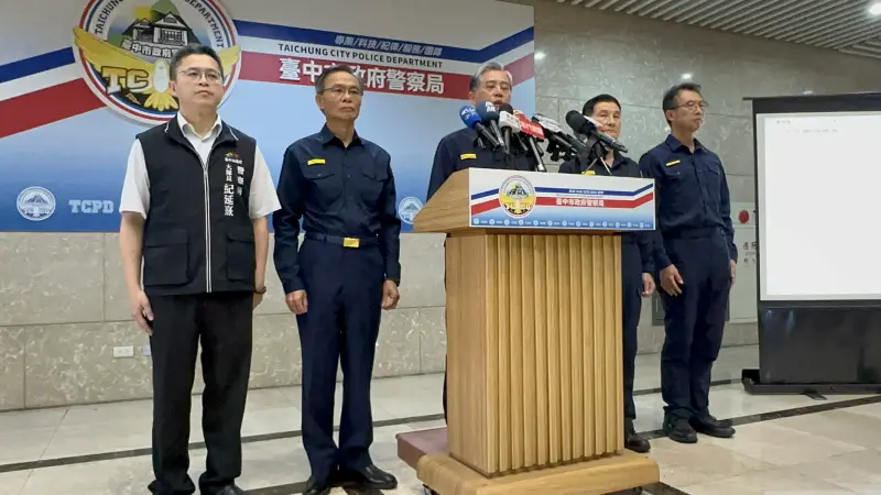 ▲台中市警察局長吳敬田親自主持記者會，宣布將第六分局長周俊銘降為非主管職。（圖／讀者提供，2026.04.20）