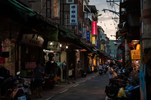 ▲民眾認為，新莊廟街沒落主要是因沒特色、交通問題，加上鄰近新興商圈崛起。（圖／新北市觀光旅遊網）