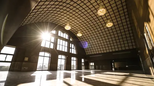 ▲興建於民國1957年的中興會堂，過去長期作為省府集會、接待元首及外賓的重要場域。（圖／國發會提供）