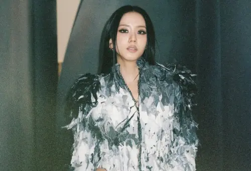 Jisoo切割家暴哥！疑在家不受寵　曾被親戚笑醜八怪：把我當外人