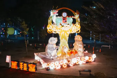 中台燈會幸福祈願村　宗教美學橫掃國際獎