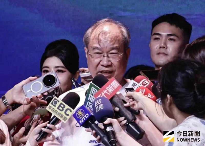 ▲華航董事長高星潢提到，因應旅客需求調整運能，同時合理反映成本。（圖／記者吳翊緁攝）