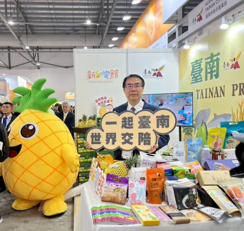 ▲ 黃偉哲率「臺南隊」進軍新加坡食品展多元農產吸引國際買主關注。（圖 ／南市府提供）