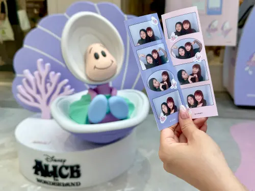 ▲「牡蠣寶寶拍貼機」有4款相框可選。（圖／記者蕭涵云攝）