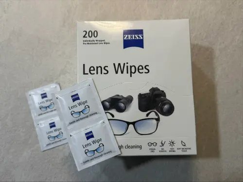 眼鏡指紋救星！好市多清潔神物眾人狂推：擦過沒水痕、攜帶超方便