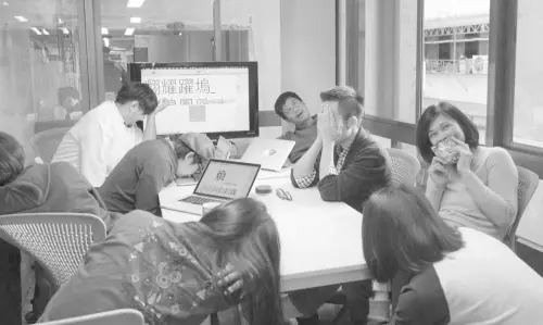 ▲「金萱」開發計畫時的justfont團隊。（圖／葉俊麟提供）