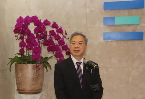 稱王耀庭是「最好的總經理」　龔明鑫尷尬不證實台電總座人事異動