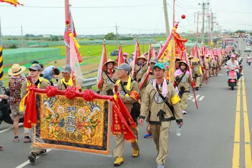 The brigades that accompany Dajia Mazu during the pilgrimage always march in a pre-determined order. (Taiwan Religious Culture Map / MOI Taiwan)