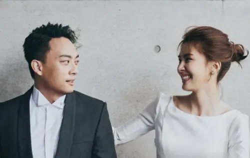 ▲曾沛慈（右）2022年結婚至今已經4年了。（圖／曾沛慈臉書）