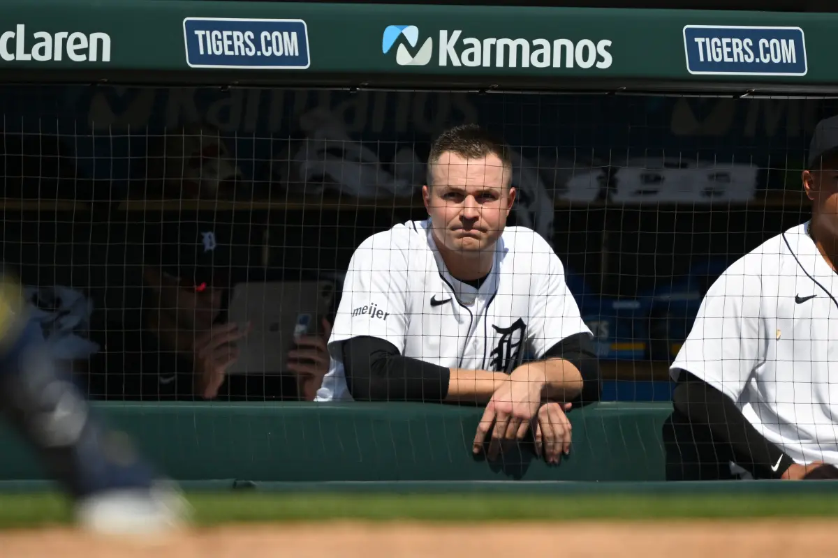 ▲史庫柏（Tarik Skubal）今（24）日於主場對陣釀酒人隊，雖然前6局展現壓制力，卻在第7局遭遇亂流，被換下場後情緒當場失控，在休息室怒砸手套、球帽，甚至出手掀翻冰桶。（圖／路透／達志影像）