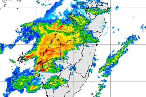 不斷更新／北北基桃大雨特報！南部大雷雨警戒：嘉義、台南強降雨
