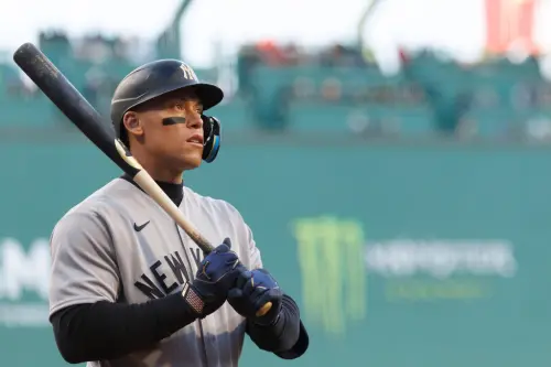 洋基經典客場球衣改成「海軍藍」？齊森姆推動改版　賈吉投贊成票