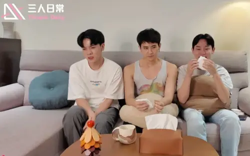 三人行情侶無預警宣布分手！他淚退出三角關係　3年情變原因曝光