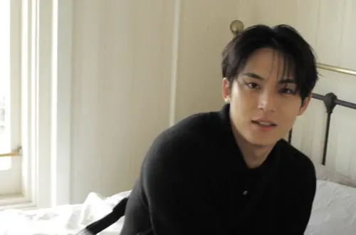 金珉奎竟是靠唱國歌出道！成為SEVENTEEN賺超多　給父母5億零用錢