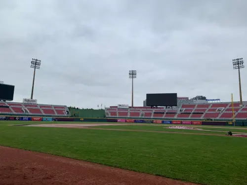 兄弟力拼三連勝卻遭瑞恩完封！洲際、桃園因雨延賽　皆改至補賽周