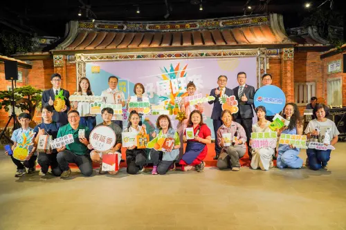 好屏旺來金好讚　屏東金鑽鳳梨主題行銷活動遠東百貨竹北店登場