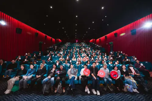 ▲2026金穗影展本屆入圍劇組，也一起在現場拍下大合照。（圖／金馬執委會提供）