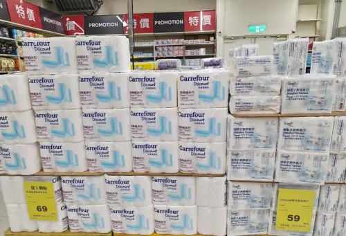 ▲不少人推薦家樂福日常用品系列，像是衛生紙、廚房紙巾等，都是銅板價。（圖/家樂福好物老實說）