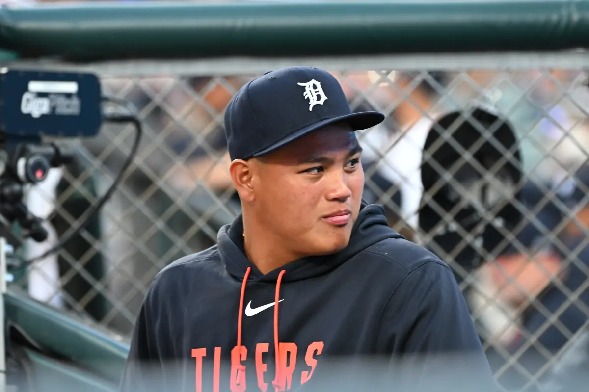 ▲底特律老虎於台灣時間今（25）日作客辛辛那提紅人，展開系列賽三連戰。台灣「怪力男」李灝宇生涯首度先發出任二壘手，可惜打擊熄火繳出2支0，比賽中段遭代打換下，但他在二壘防區「生意多多」且展現純熟的守備能力，多次參與出局數抓捕並策動雙殺。（圖／美聯／達志影像）