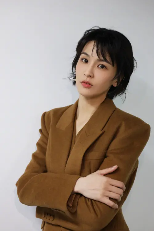 ▲曾沛慈參賽《乘風2026》在對岸人氣暴漲，一舉一動都成為話題。（圖／曾沛慈微博）