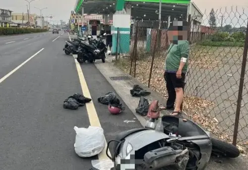 疑車距過近釀禍！屏東4機車撞成一團　7歲童受傷送醫