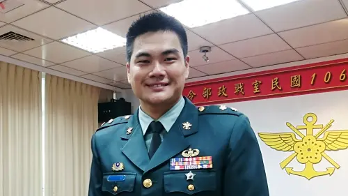 ▲原本在軍旅體系發展順遂、被看好持續升遷的方凡炘，人生卻因一場突如其來的心肌梗塞，走向截然不同的道路。（圖／翻攝畫面）