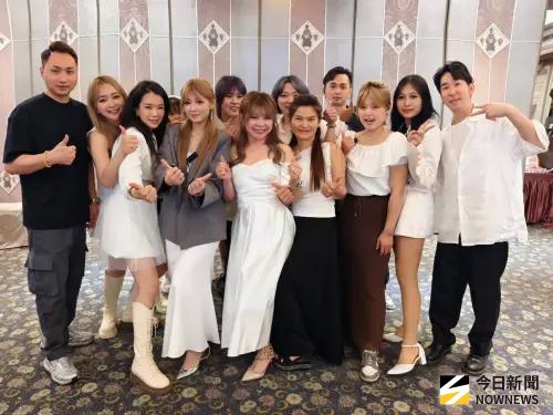 ▲母親節前夕，風之晴辦感恩餐會，邀員工及家屬參加，顛覆美髮業沒有節假日說法。（圖／記者金武鳳攝，2026.4.26)