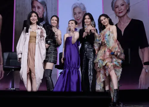 張清芳、林心如、楊謹華大合體！Ella過動蹦蹦跳　讓媽媽們虛累累