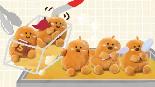 ▲「MOS Friends雞塊兄弟」玩偶吊飾每組售價599元，或於店內完成任一消費可加購價499元入手。（圖／摩斯漢堡提供）