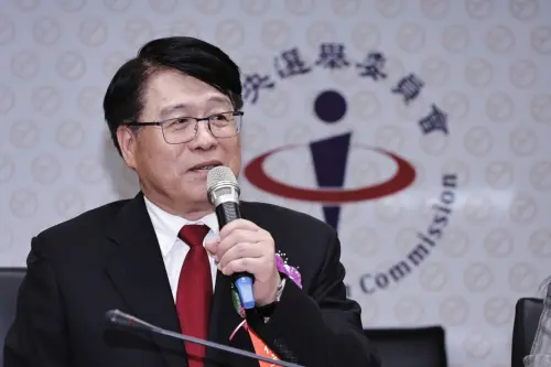 游盈隆挺不在籍投票　坦言以《國籍法》處理李貞秀：很牽強