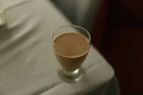 童跌倒掉門牙！靠「咖啡牛奶」保存　2舉動錯了：別用衛生紙包