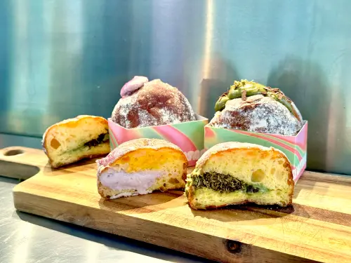 ▲宜可頌EATDONUT生甜甜圈主打現炸雙餡料。（圖／記者蕭涵云攝）