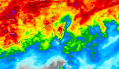 明鋒面通過「大雷雨炸2天」！全台整片橘紅　勞動節連假天氣出爐