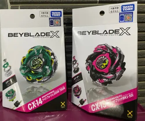 ▲不少戰鬥陀螺玩家大半夜跑去7-11等物流車抵達想買戰鬥陀螺，好不容易等到，結果店員卻表示已經完售。（圖/Threads）