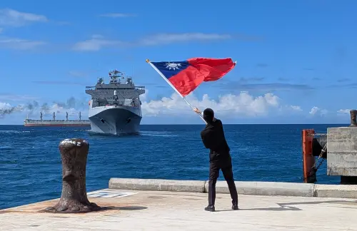 敦睦支隊政戰主任艦上偷喝酒摔傷　海軍：檢討違紀行為懲處