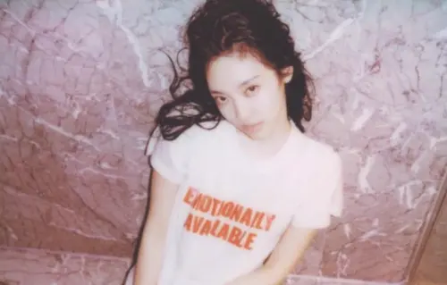 aespa寧寧發人體藝術照惹議！遭酸裝小眾　回嗆：輪得到你說我？