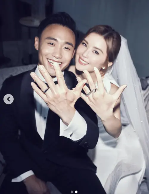 ▲阿Sa（右）今宣布與健身教練男友林俊賢（左）結婚。（圖／翻攝自林俊賢IG）