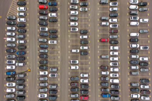 美國人難買到平價車？川普關稅重擊　豐田、現代日韓車企警告撤出