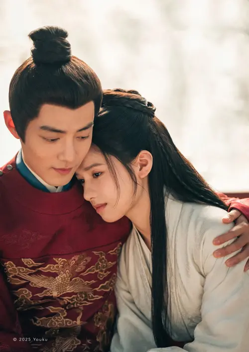 ▲張婧儀（右）佩服肖戰拍戲時的認真態度。（圖／中視提供）