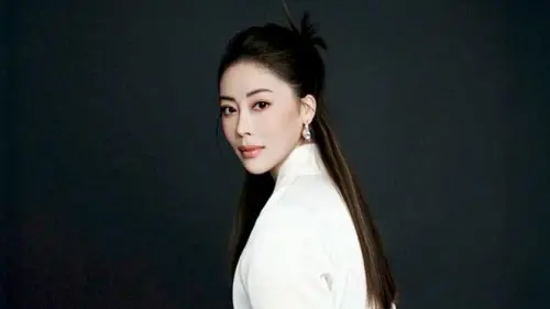 富二代宣昶有爆熱戀女主播！與李雅楹海外出差　女方認：是好胸弟