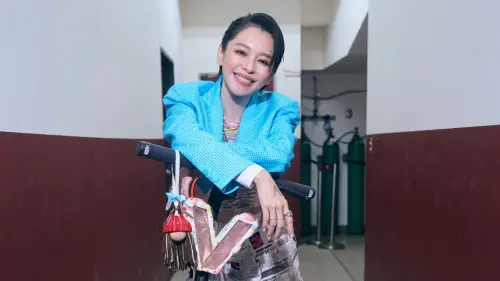 徐若瑄轉身當老闆！姊弟合資3億打造娛樂帝國　跨足電商經紀整合