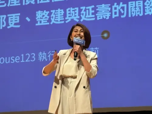 ▲House123 創辦人邱愛莉直言，台北市僅 2 成公寓具改建潛力。屋主應認清基地條件，並在「重建」與「延壽」之間找出最務實的增值路徑，化被動為主動進行整合。（圖／記者徐銘穗攝,2026.04.29）
