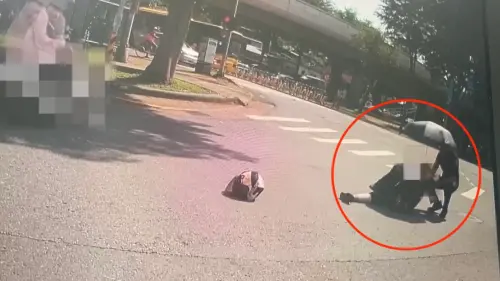 北投女騎車一半突自摔倒地！警「蹲地秒做1舉動」超暖一幕全被拍