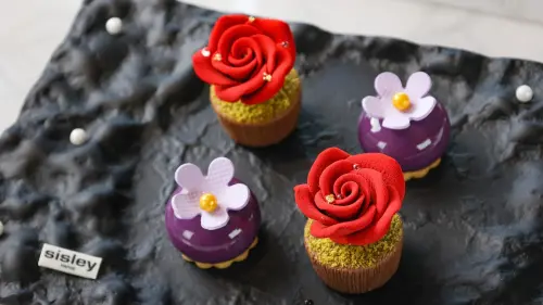 ▲ 「時光綻瑰 Sisley 頂級行政客房之約」住房專案可享行政酒廊獨享 Sisley主題迎賓西點。（圖／高雄日航酒店提供）