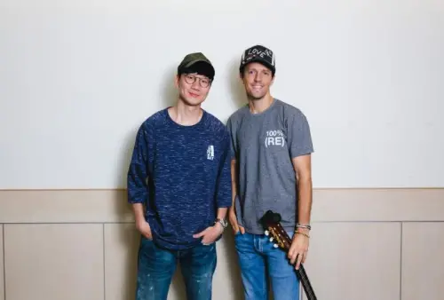 ▲傑森瑪耶茲（右）曾經和林俊傑在金曲獎頒獎典禮同台表演。（圖／就是現場提供）