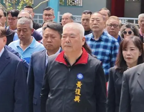 季麟連放話開除韓國瑜黨籍！他酸：建議先開除你再帶「他」一起滾